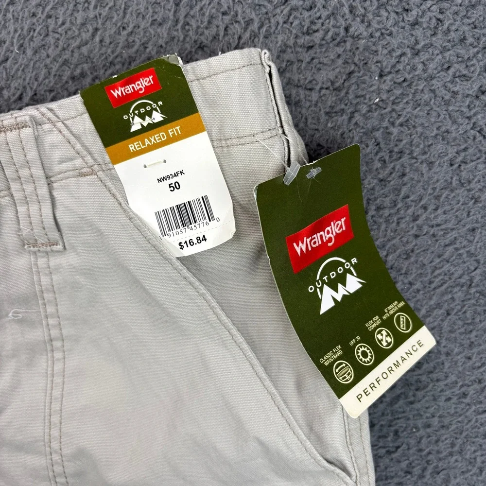 Wrangler Outdoor Performance Cargo Shorts Mens 50 Khaki‎ Relaxed NW934FK NWT